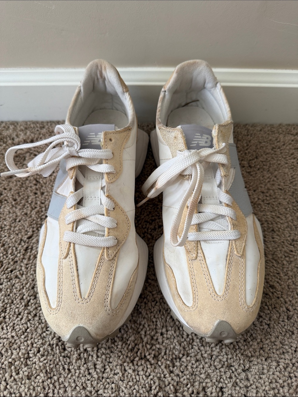 New Balance | Women's Beige White Retro 327 Sneakers | Size 8.5